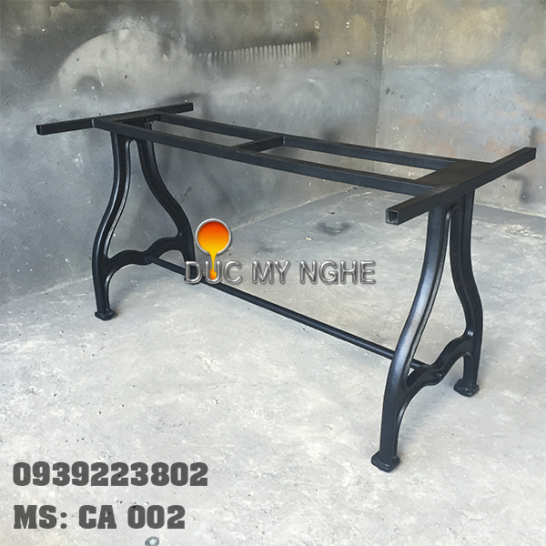 Bàn ăn cafe cổ điển chử A CA 002